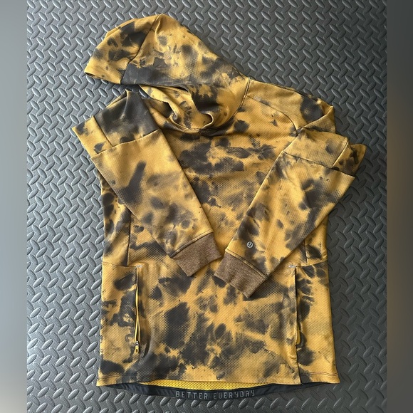 I ❤️ this hoodie. Sold on EBay! Lululemon Textured Tech Sz Small Training - Picture 3 of 11